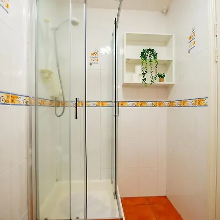 Apartment Comfortable 2-bed In *