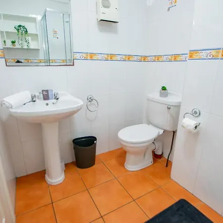 Apartment Comfortable 2-bed In *